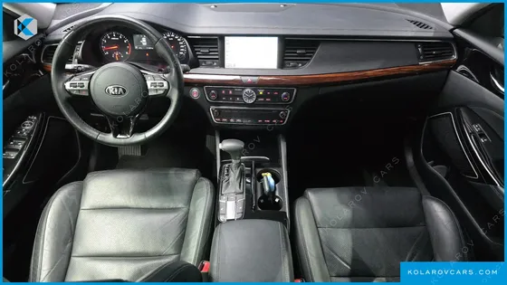 KIA K7 3.0 LPI LUXURY (RENTAL CAR)