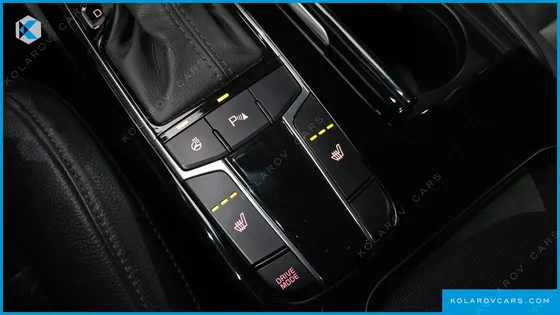 KIA K7 3.0 LPI LUXURY (RENTAL CAR)