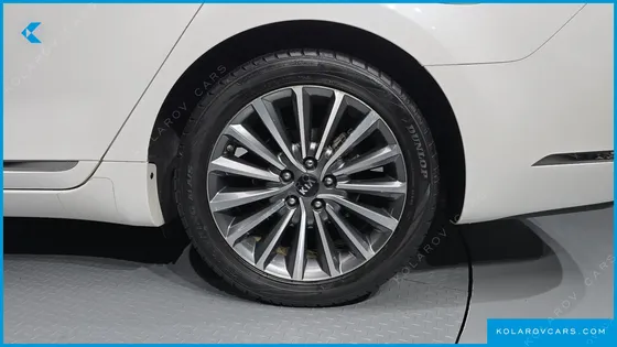 KIA K7 3.0 LPI LUXURY (RENTAL CAR)