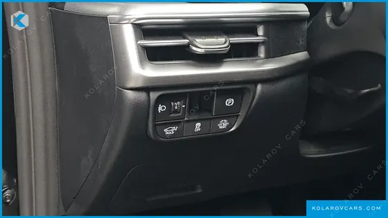 HYUNDAI GRANDEUR PREMIUM