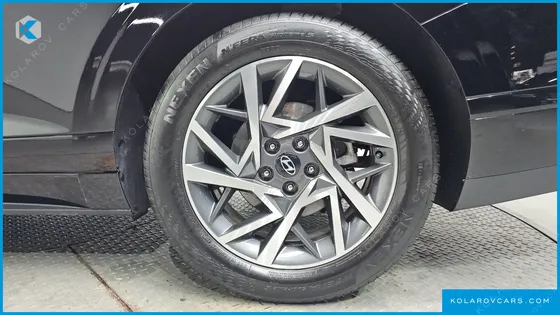 HYUNDAI GRANDEUR PREMIUM