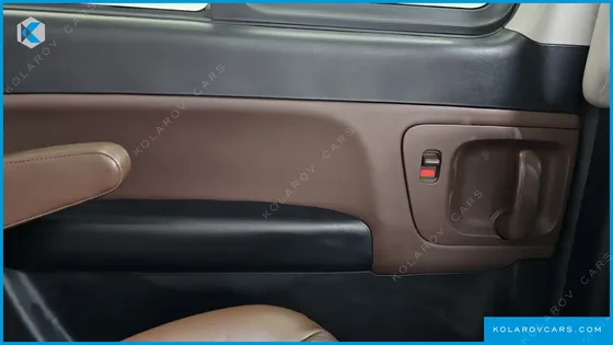 HYUNDAI STAREX 4WD URBAN 9-SEATER