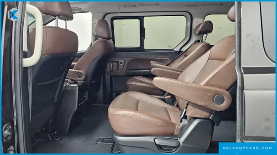 HYUNDAI STAREX 4WD URBAN 9-SEATER