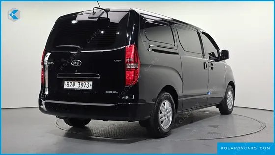 HYUNDAI STAREX VAN 3-SEATER