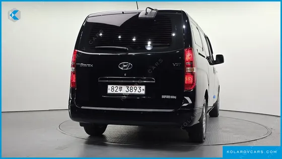 HYUNDAI STAREX VAN 3-SEATER