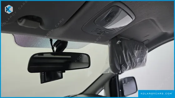 HYUNDAI STAREX VAN 3-SEATER