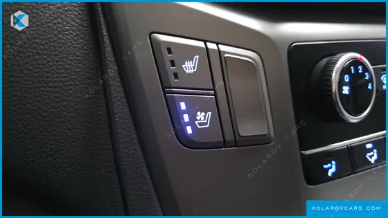 HYUNDAI STAREX VAN 3-SEATER