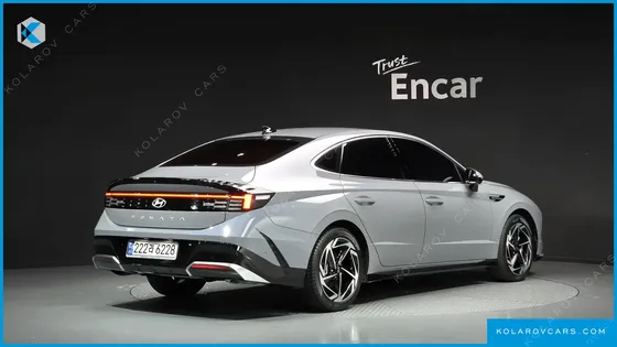 HYUNDAI SONATA INSPIRATION