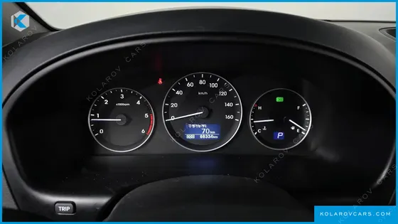 HYUNDAI STAREX WAGON 11-SEATER