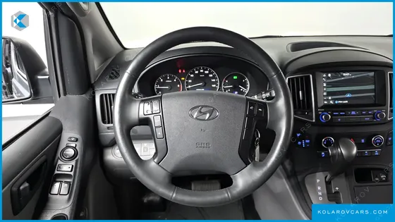 HYUNDAI STAREX WAGON 11-SEATER