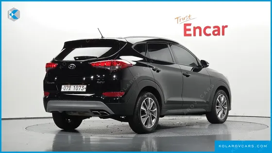 HYUNDAI TUCSON DIESEL 2.0 2WD