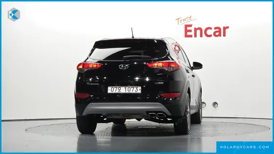 HYUNDAI TUCSON DIESEL 2.0 2WD