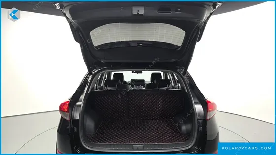 HYUNDAI TUCSON DIESEL 2.0 2WD