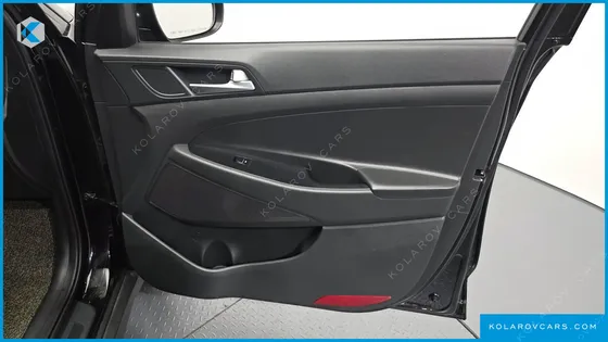 HYUNDAI TUCSON DIESEL 2.0 2WD