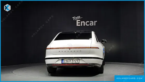 HYUNDAI GRANDEUR CALLIGRAPHY