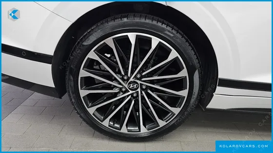 HYUNDAI GRANDEUR CALLIGRAPHY