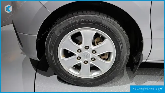 HYUNDAI STAREX WAGON 12-SEATER