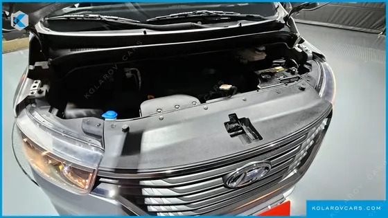 HYUNDAI STAREX WAGON 12-SEATER