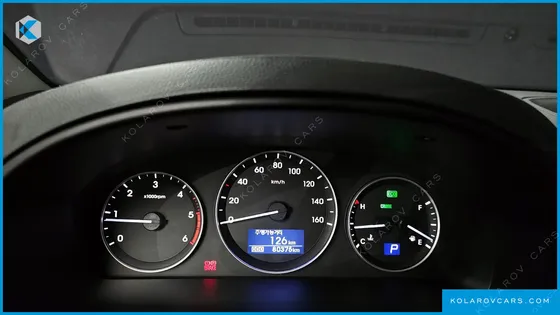 HYUNDAI STAREX WAGON 12-SEATER