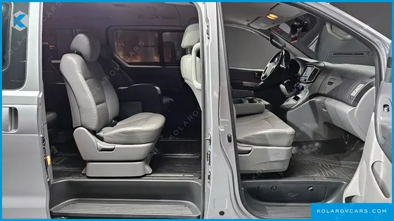 HYUNDAI STAREX WAGON 12-SEATER