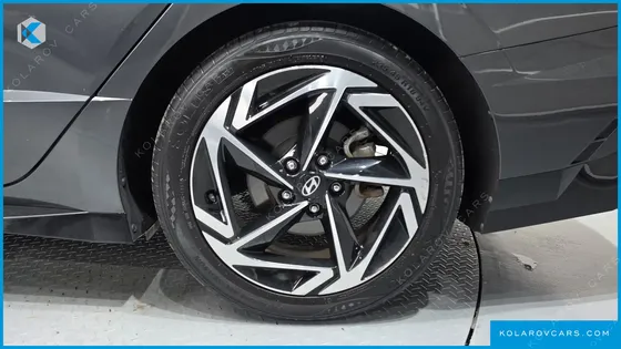 HYUNDAI SONATA INSPIRATION