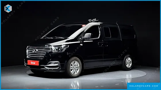 HYUNDAI STAREX VAN 5-SEATER