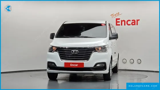 HYUNDAI STAREX VAN 3-SEATER