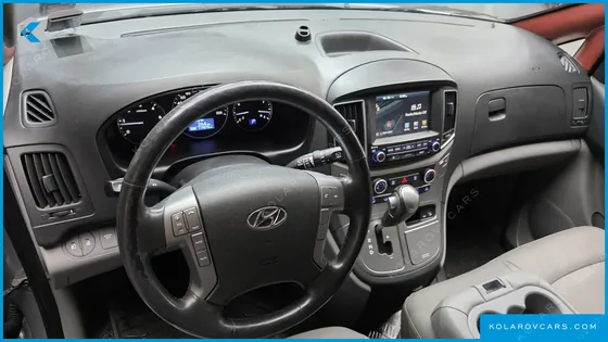 HYUNDAI STAREX CAMPING CAR