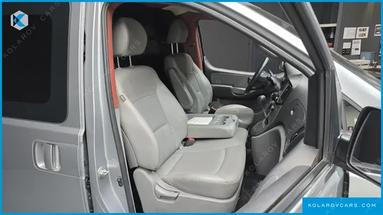 HYUNDAI STAREX CAMPING CAR