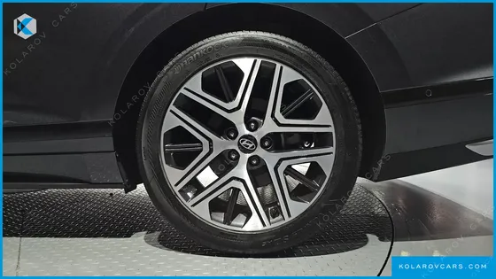 HYUNDAI GRANDEUR EXCLUSIVE
