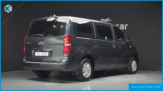 HYUNDAI STAREX VAN 3-SEATER LPI