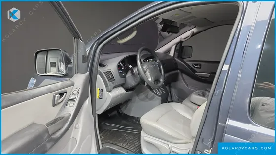 HYUNDAI STAREX VAN 3-SEATER LPI