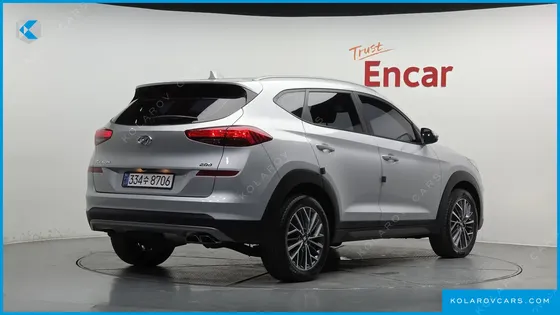HYUNDAI TUCSON DIESEL 2.0 2WD