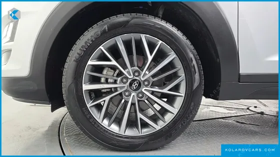 HYUNDAI TUCSON DIESEL 2.0 2WD
