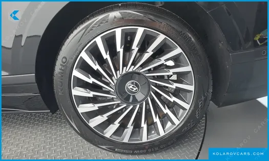 HYUNDAI GRANDEUR CALLIGRAPHY