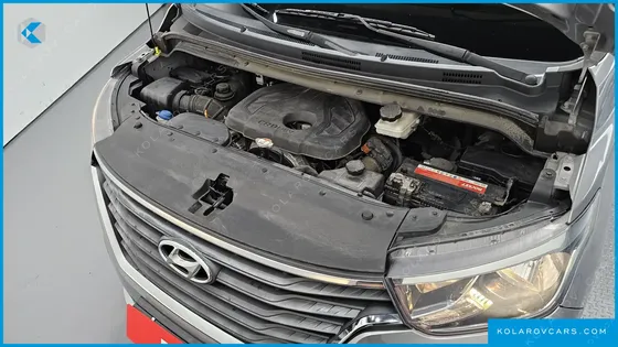 HYUNDAI STAREX WAGON 12-SEATER
