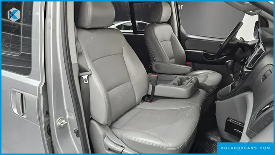 HYUNDAI STAREX WAGON 12-SEATER
