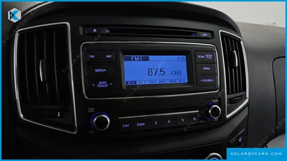HYUNDAI STAREX WAGON 12-SEATER