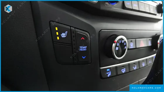 HYUNDAI STAREX WAGON 12-SEATER