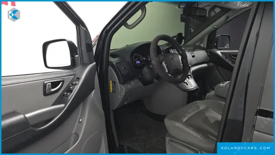 HYUNDAI STAREX WAGON 12-SEATER