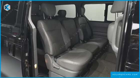 HYUNDAI STAREX WAGON 12-SEATER
