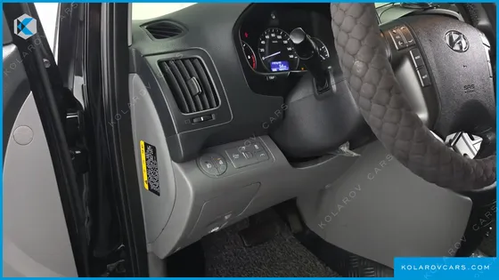 HYUNDAI STAREX WAGON 12-SEATER