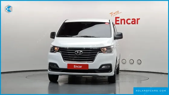 HYUNDAI STAREX VAN 3-SEATER