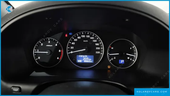 HYUNDAI STAREX VAN 3-SEATER