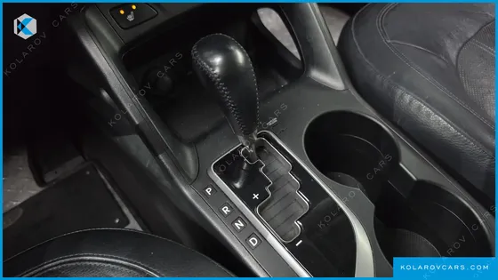 HYUNDAI TUCSON DIESEL 2WD LX20