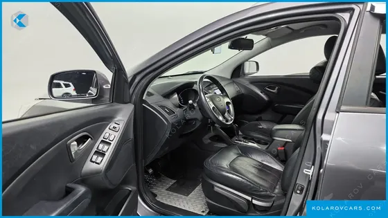 HYUNDAI TUCSON DIESEL 2WD LX20