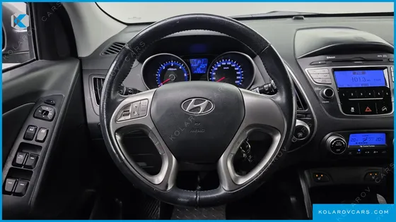 HYUNDAI TUCSON DIESEL 2WD LX20