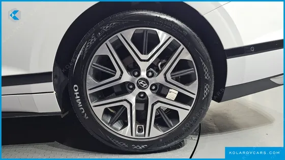 HYUNDAI GRANDEUR EXCLUSIVE