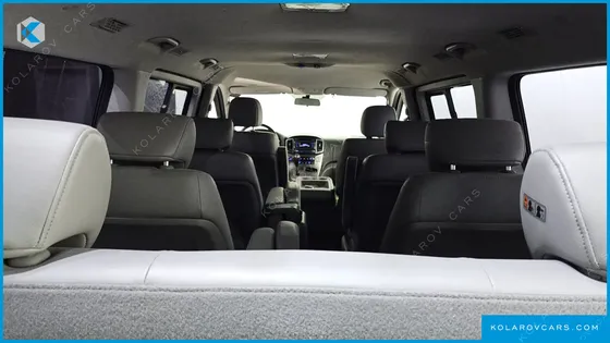 HYUNDAI STAREX WAGON 12-SEATER