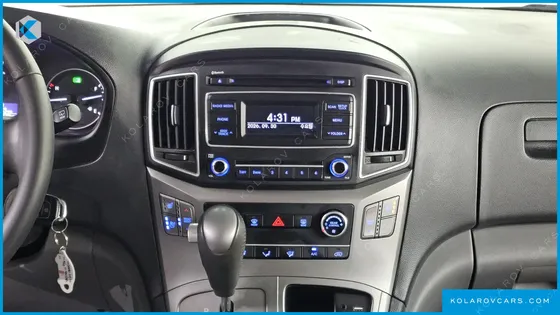 HYUNDAI STAREX WAGON 12-SEATER